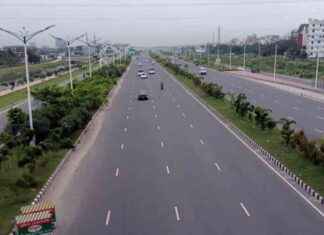 Deadly Three Feet Road: Safety Measures to Prevent Accidents deadly-three-feet-road-safety-measures-to-prevent-accidents