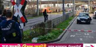 Car crashes into crowd in Germany, 2 dead car-crashes-into-crowd-in-germany-2-dead